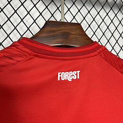 CAMISETA NOTTINGHAM FOREST 24/25 - MODELO 1 (HOMBRE)