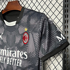 CONJUNTO INFANTILE MILAN PORTERO 24/25