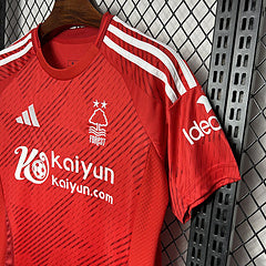 CAMISETA NOTTINGHAM FOREST 24/25 - MODELO 1 (HOMBRE)