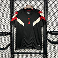 CAMISETA MANCHESTER UNITED 24/25 - EDICIÓN ESPECIAL NEGRO (HOMBRE)