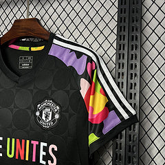 CAMISETA MANCHESTER UNITED 24/25 PRE-JUEGO NEGRO (HOMBRE)